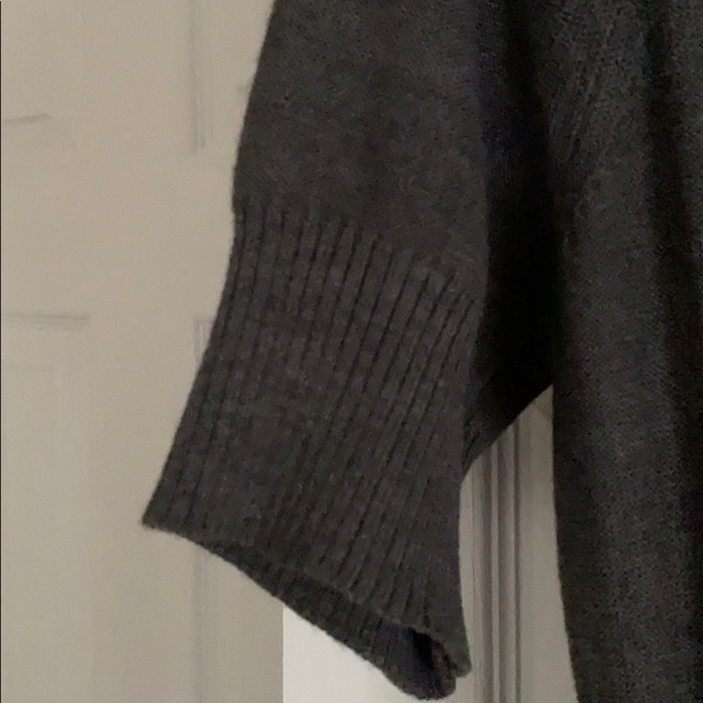 Loft Sweater - Picture 4 of 8